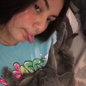 Meet your Posher, Bella